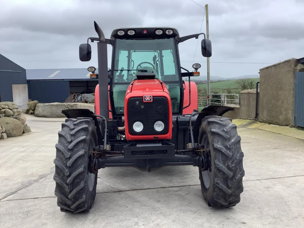 2004 MF 6475 - Image 2