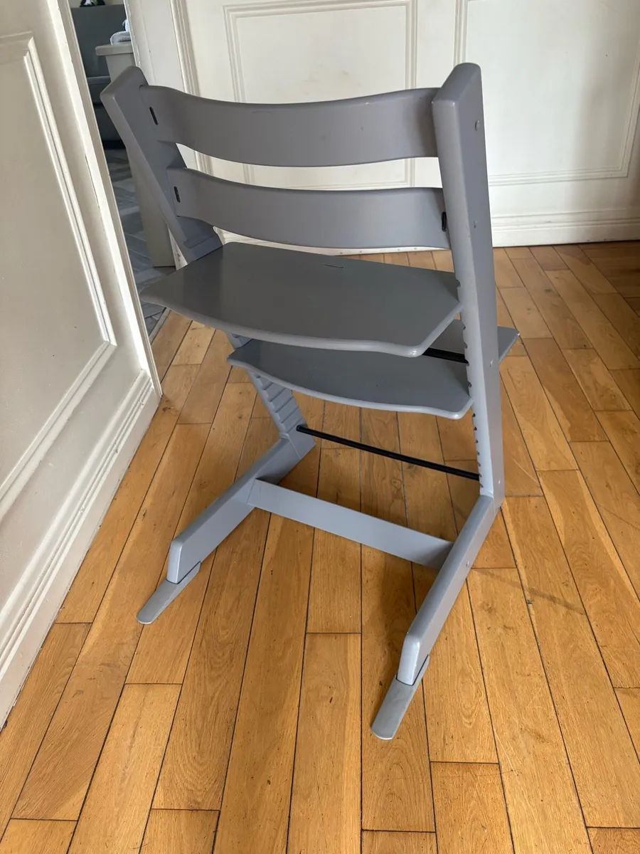 Tripptrapp withbaby seat & high chair accessories - Image 3