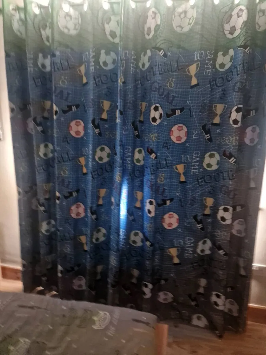 Curtains Childs Bedroom - Image 1