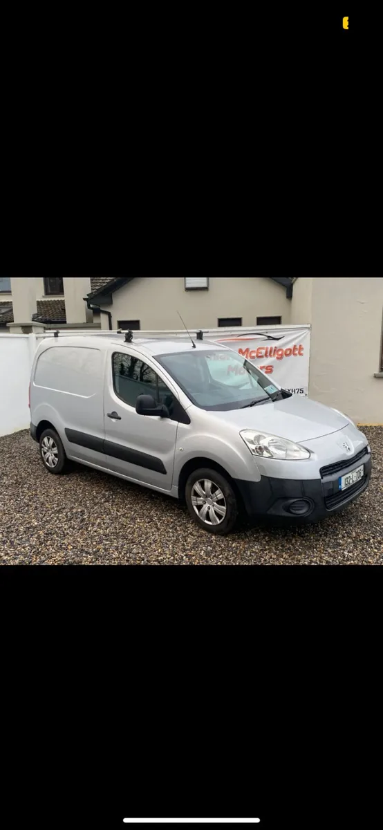 2013 Peugeot Partner  3 Seater - Image 2