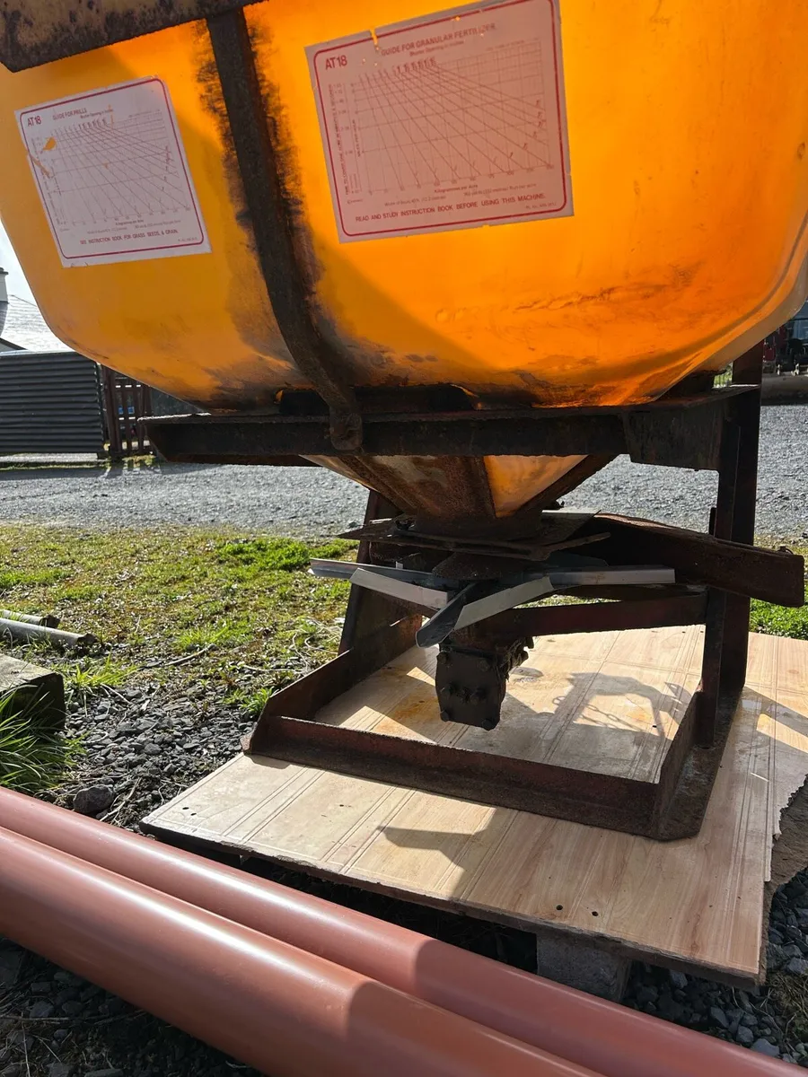 Fertiliser spreader teagle - Image 3