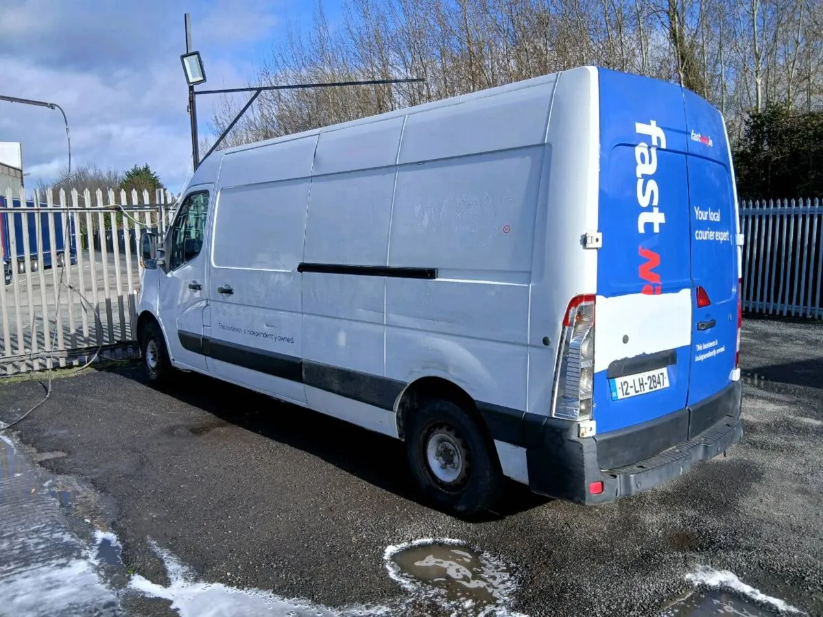 2012 nissan nv400 long wheel base - Image 4