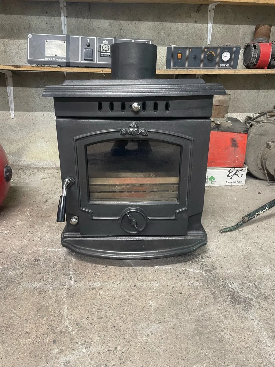 Olymberyl stove - Image 1