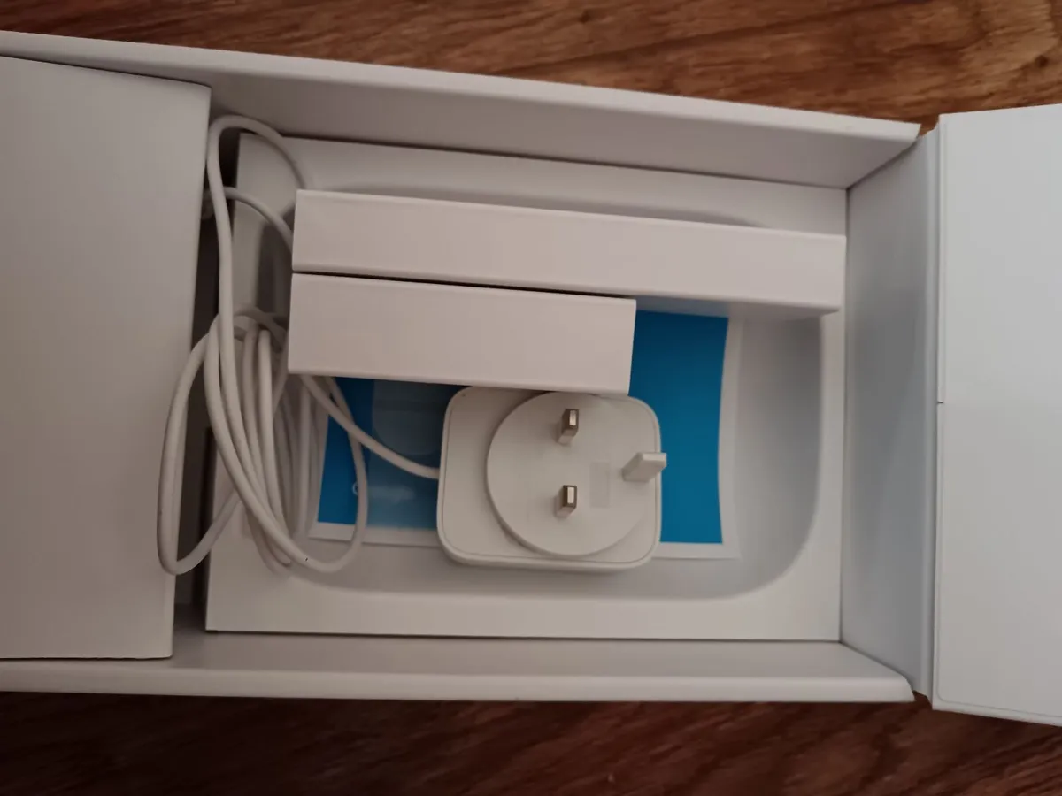 Google Nest and Trust Webcam - Image 3