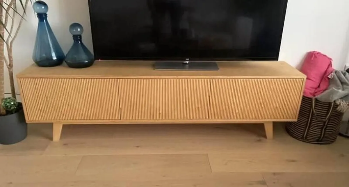 TV Cabinet - Image 1