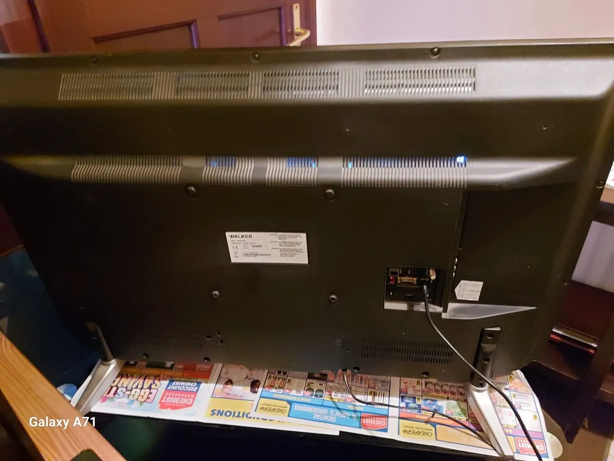 WALKER 43 inch TV, Model WPS4316DLED Saorview, RC - Image 4