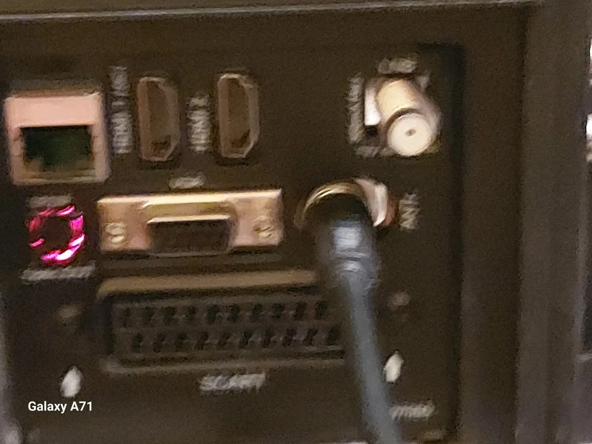 WALKER 43 inch TV, Model WPS4316DLED Saorview, RC - Image 2