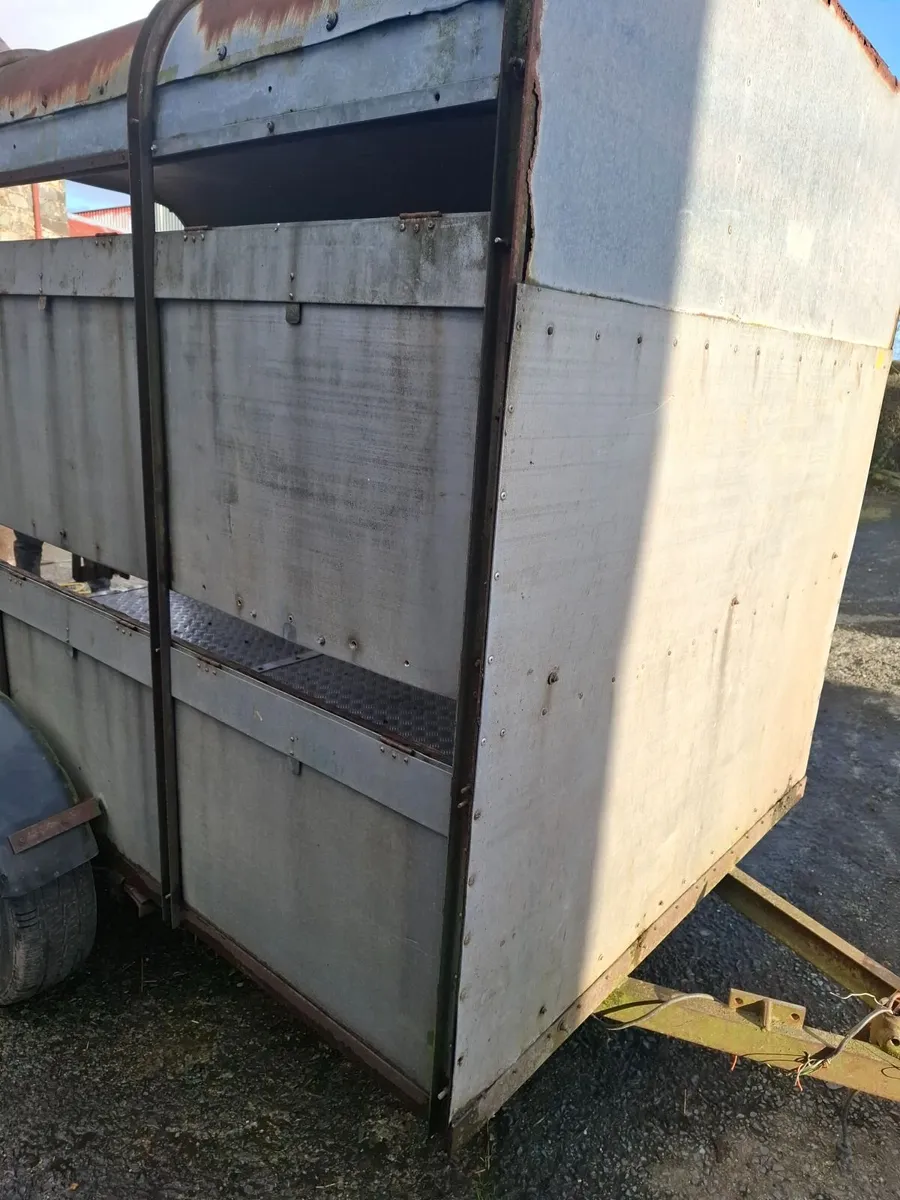 Cattle trailer - Image 2