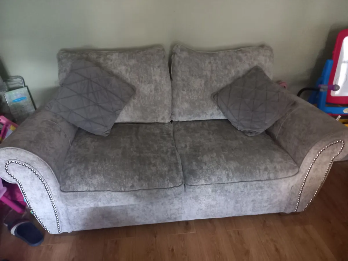Sofa - Image 2