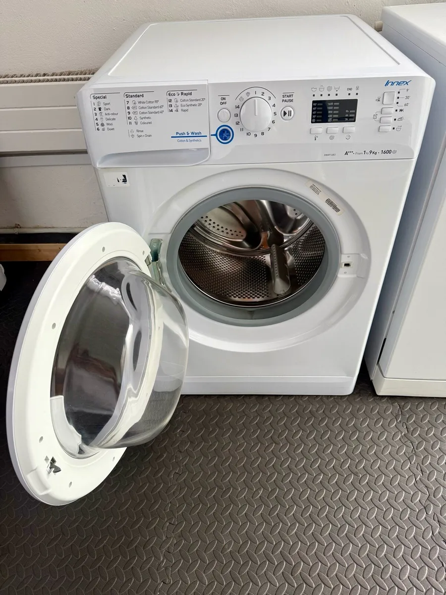 Indesit 9kg Washing Machine - Image 2