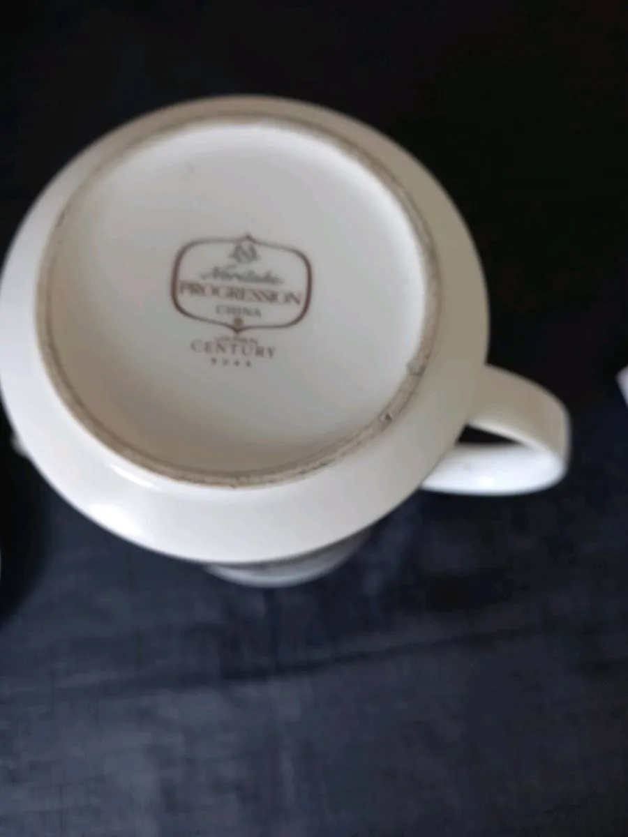 Noritake China Coffee/Teapot - Image 4