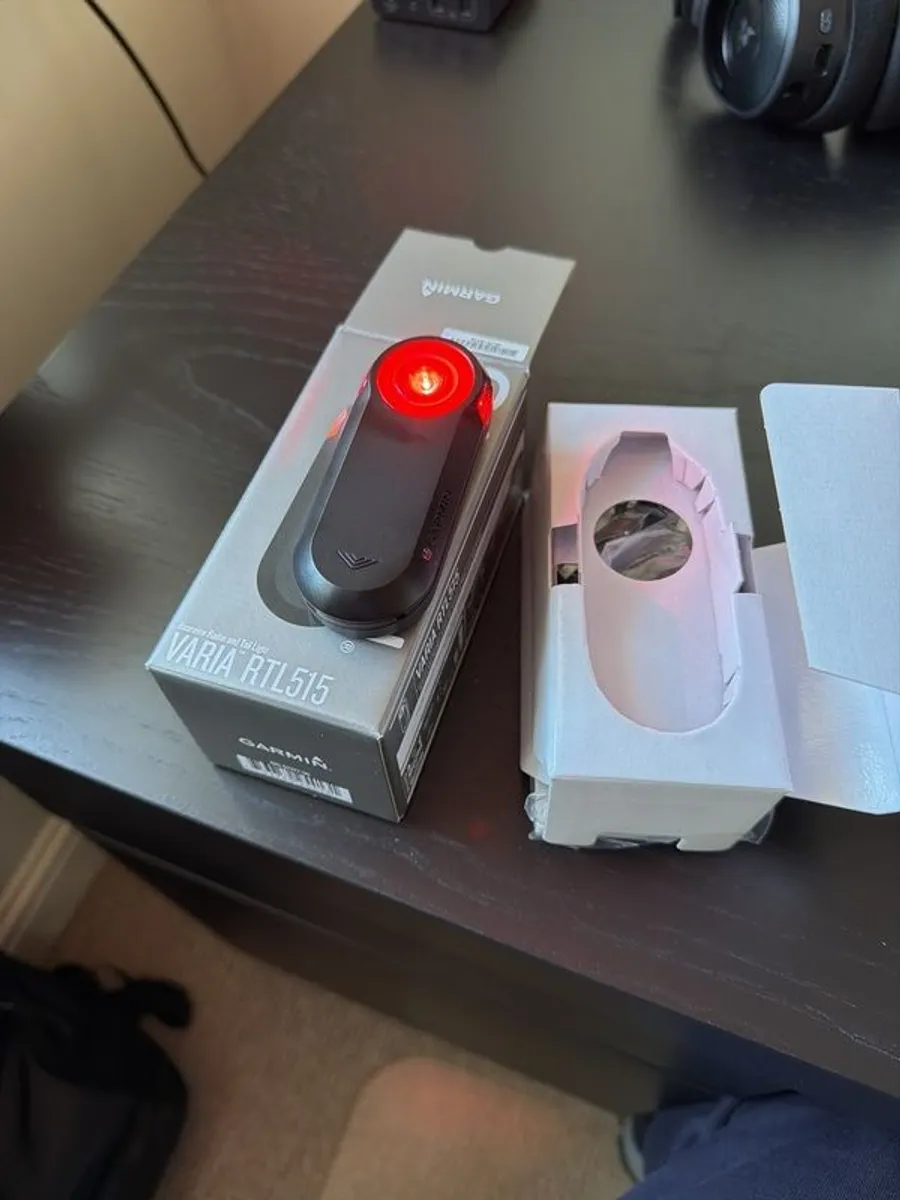 Garmin Varia RTL515 Rearview Radar & Tail Light | Boxed | Like New - Image 4