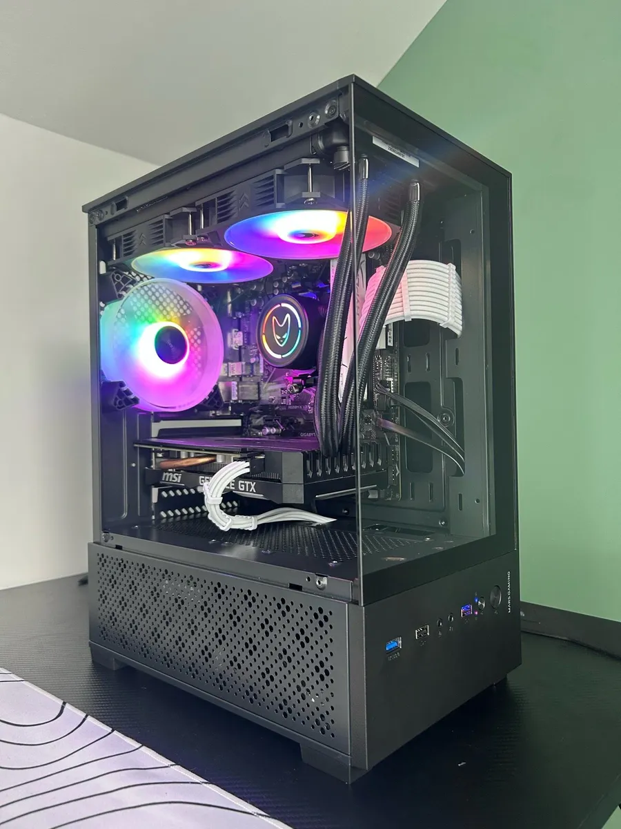 Custom-Built Gaming PC - Image 3
