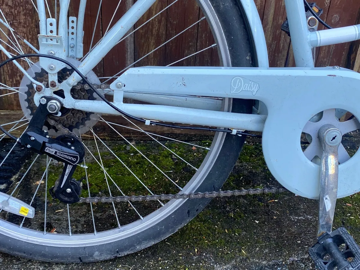 2 Ladies bikes - Image 3