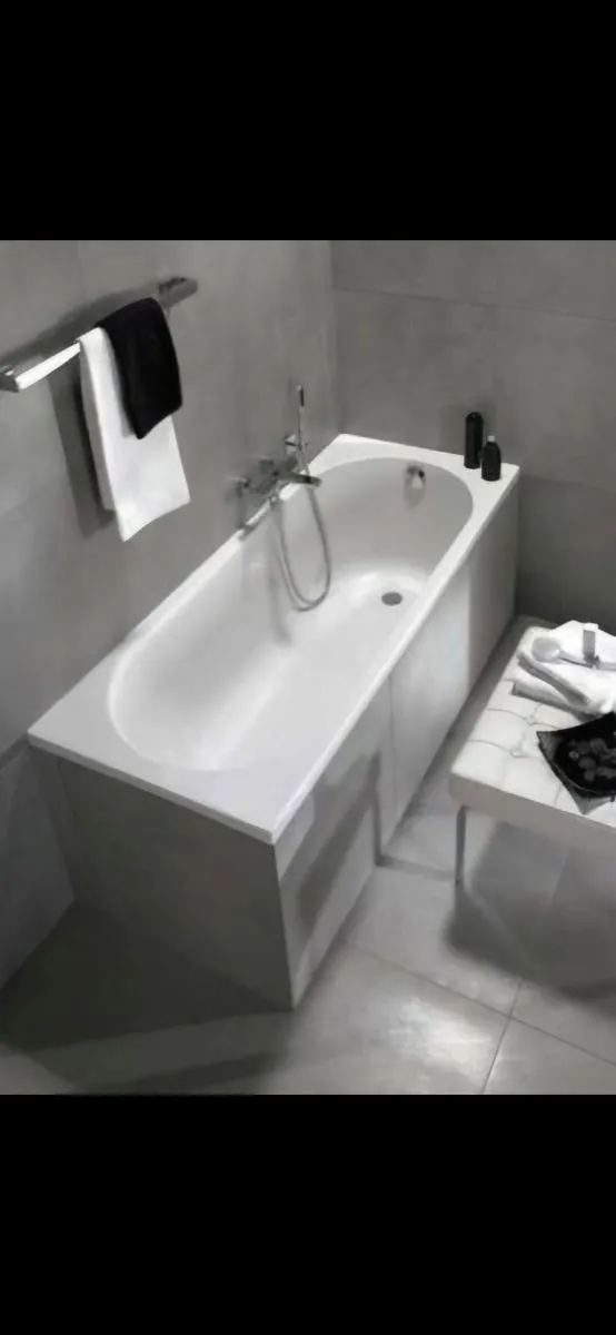 Bath - Villeroy & Boch - Image 1