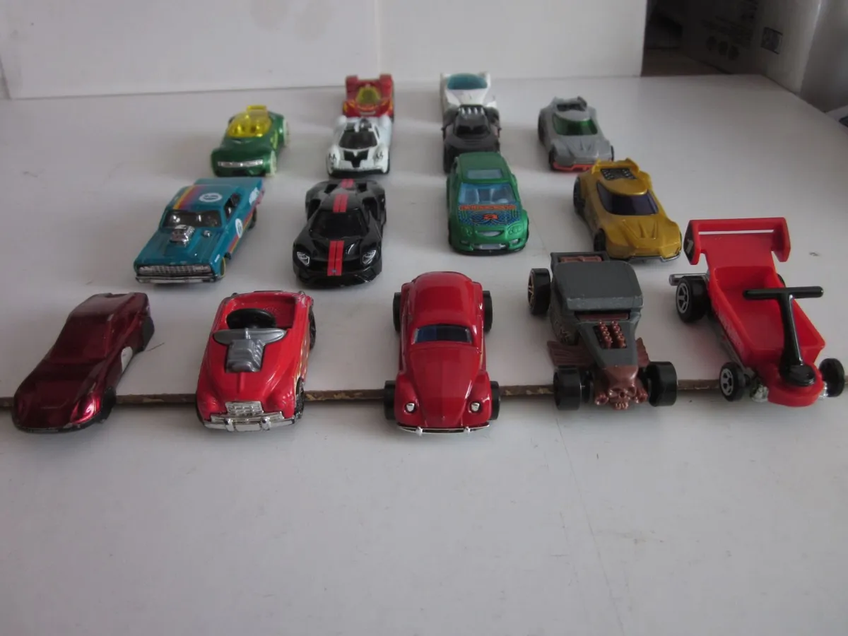 Hot Wheels Car Bundle x15 - Image 1