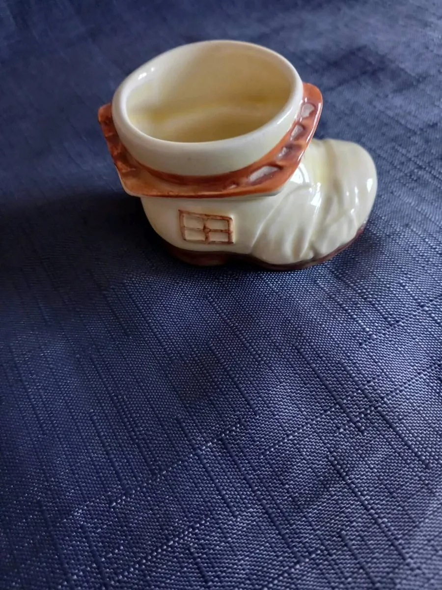 Small Novelty Egg Cup Boot - Image 1