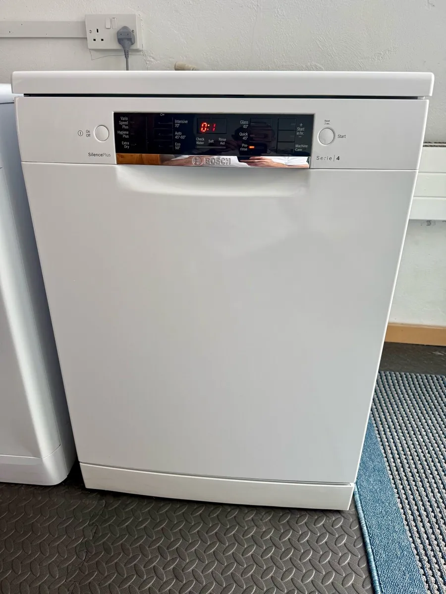 Bosch Dishwasher - Image 1