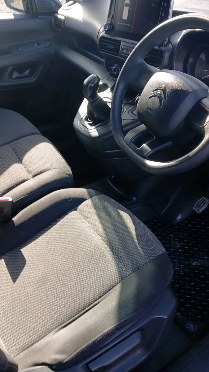 2021 citroen berlingo - Image 4