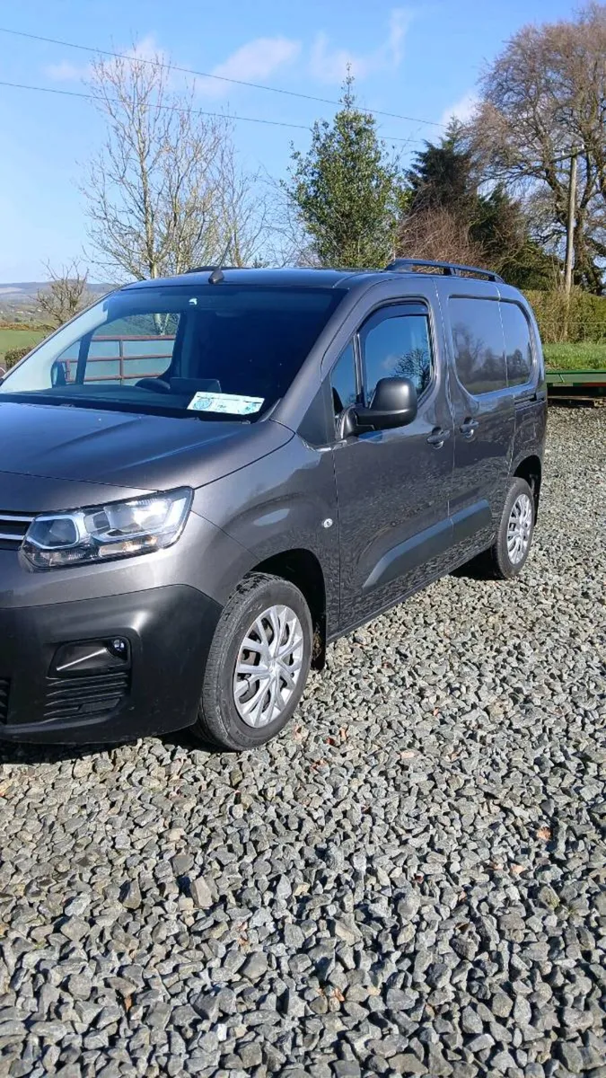 2021 citroen berlingo - Image 2