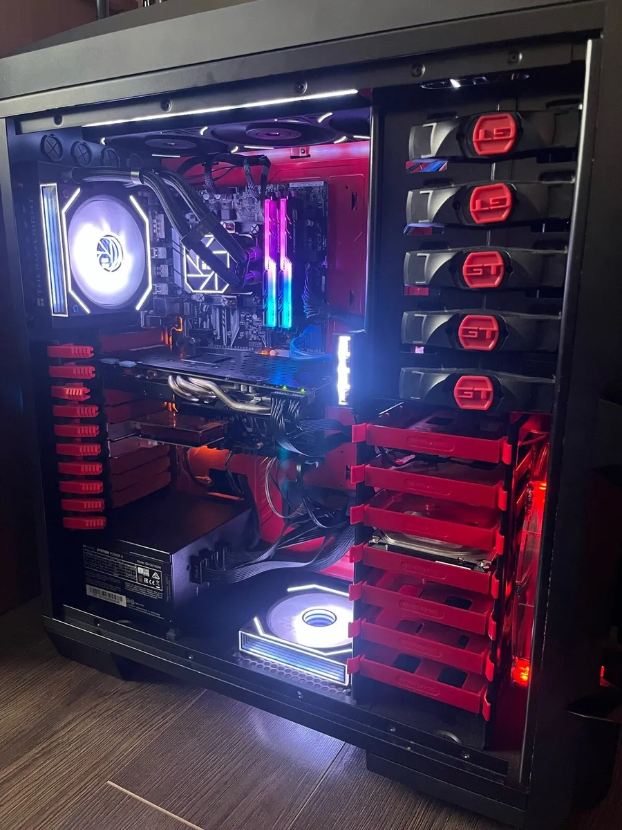 Pc with monitor - Image 1