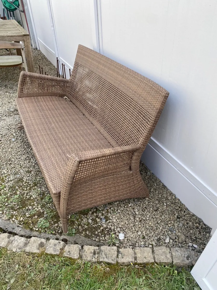 Rattan outdoor sofa - Image 3