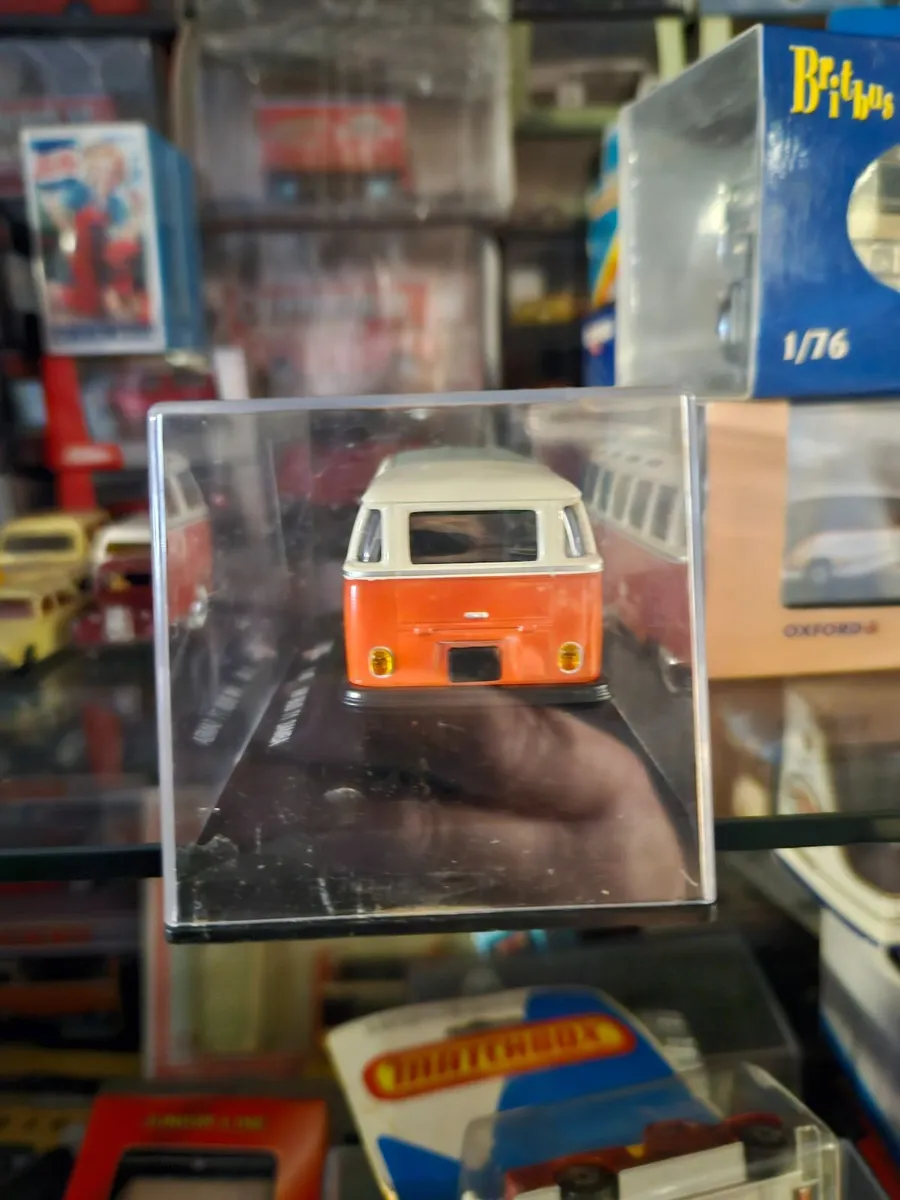 Corgi VW Samba Van - Image 2