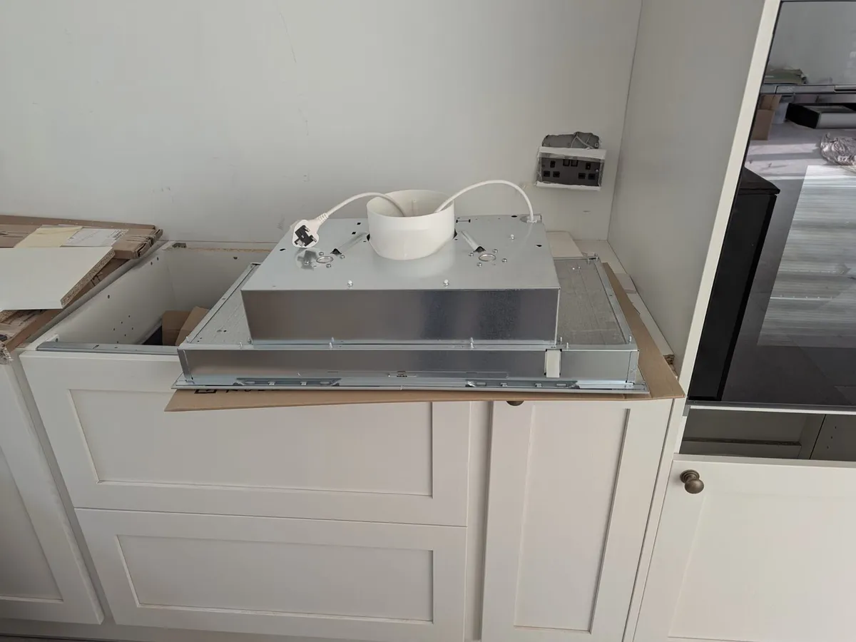 New Neff 75cm Built-In Canopy Cooker Hood - silver - Image 3