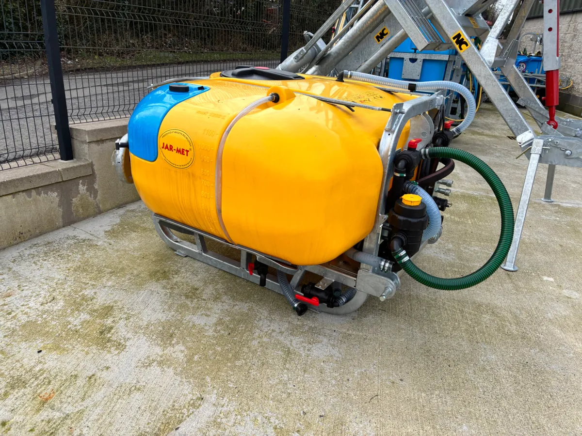 1200lt Front sprayer tank - Image 4