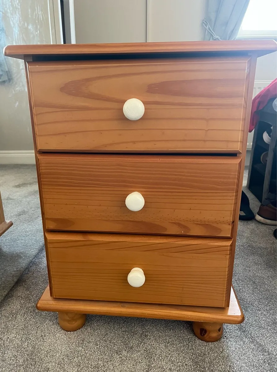 Set of Bedside Lockers - Image 2