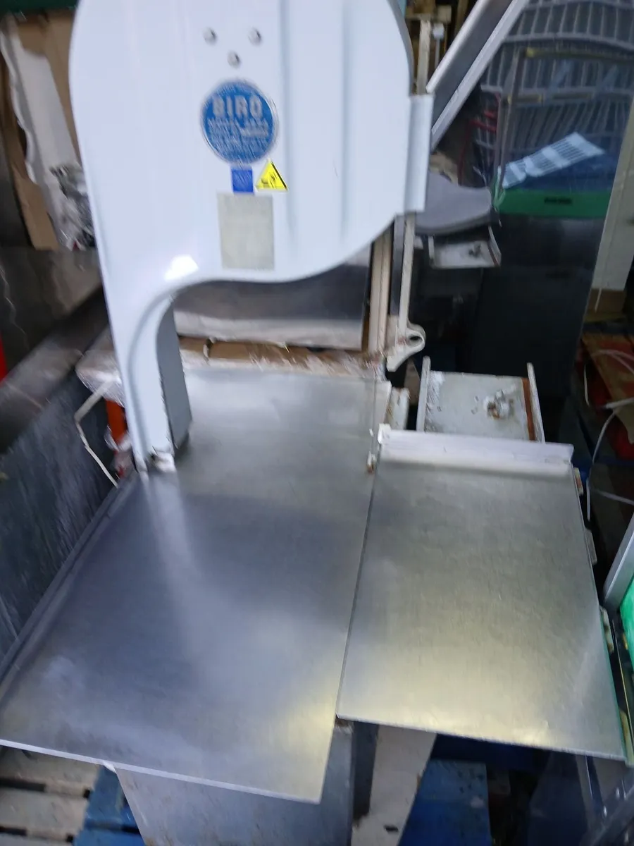 Butcherboy traditional  bandsaw  meat cutting - Image 4