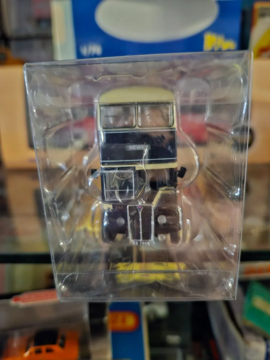 Corgi Britbus Great Northern Newry Bus - Image 2