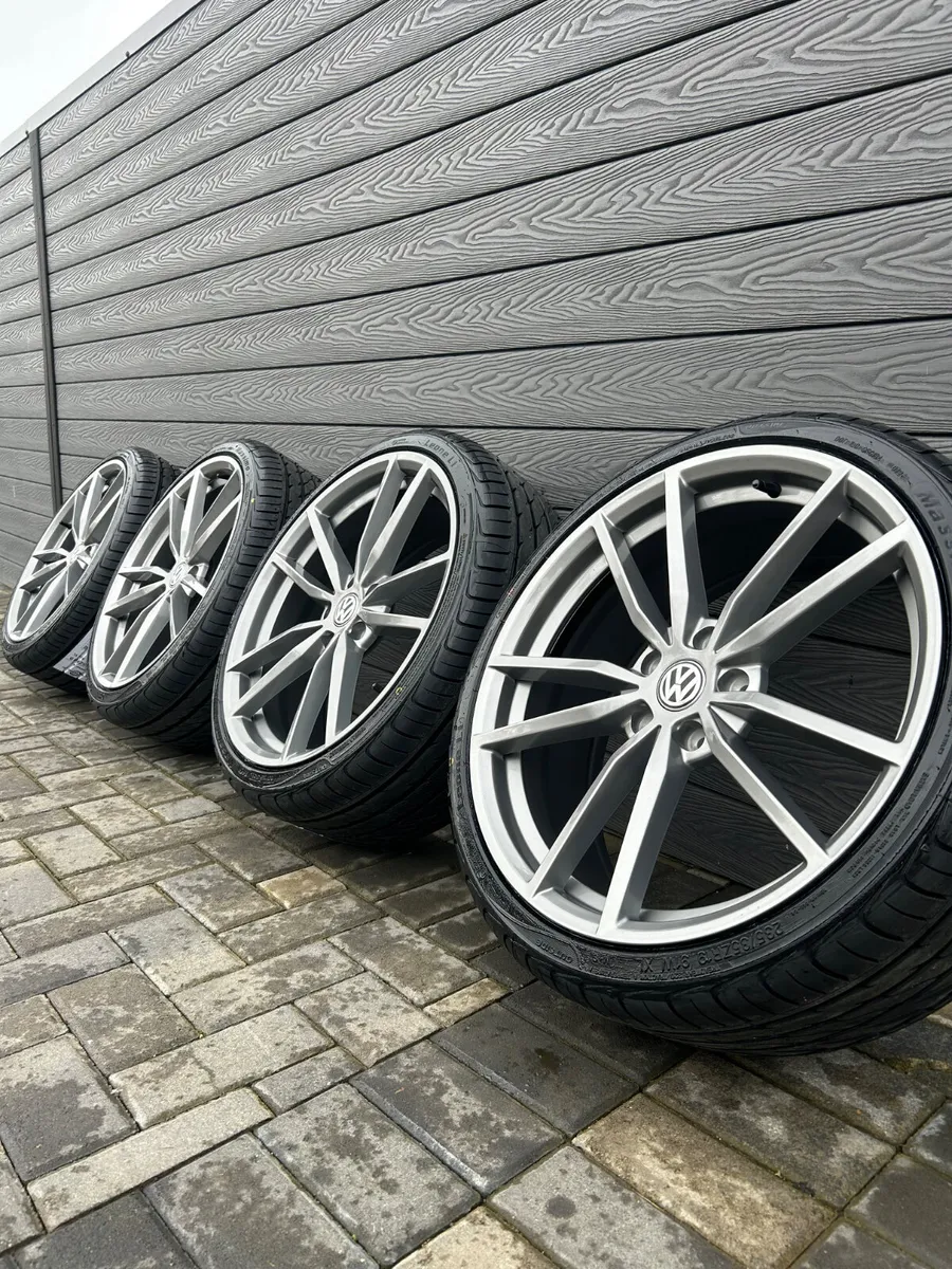 19” NEW VOLKSWAGEN PRETORIA ALLOY WHEELS & TYRES - Image 1