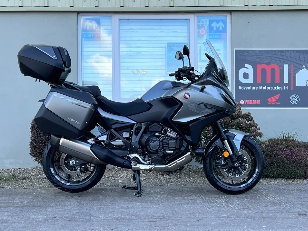 2024 Honda NT1100 DCT - Image 3