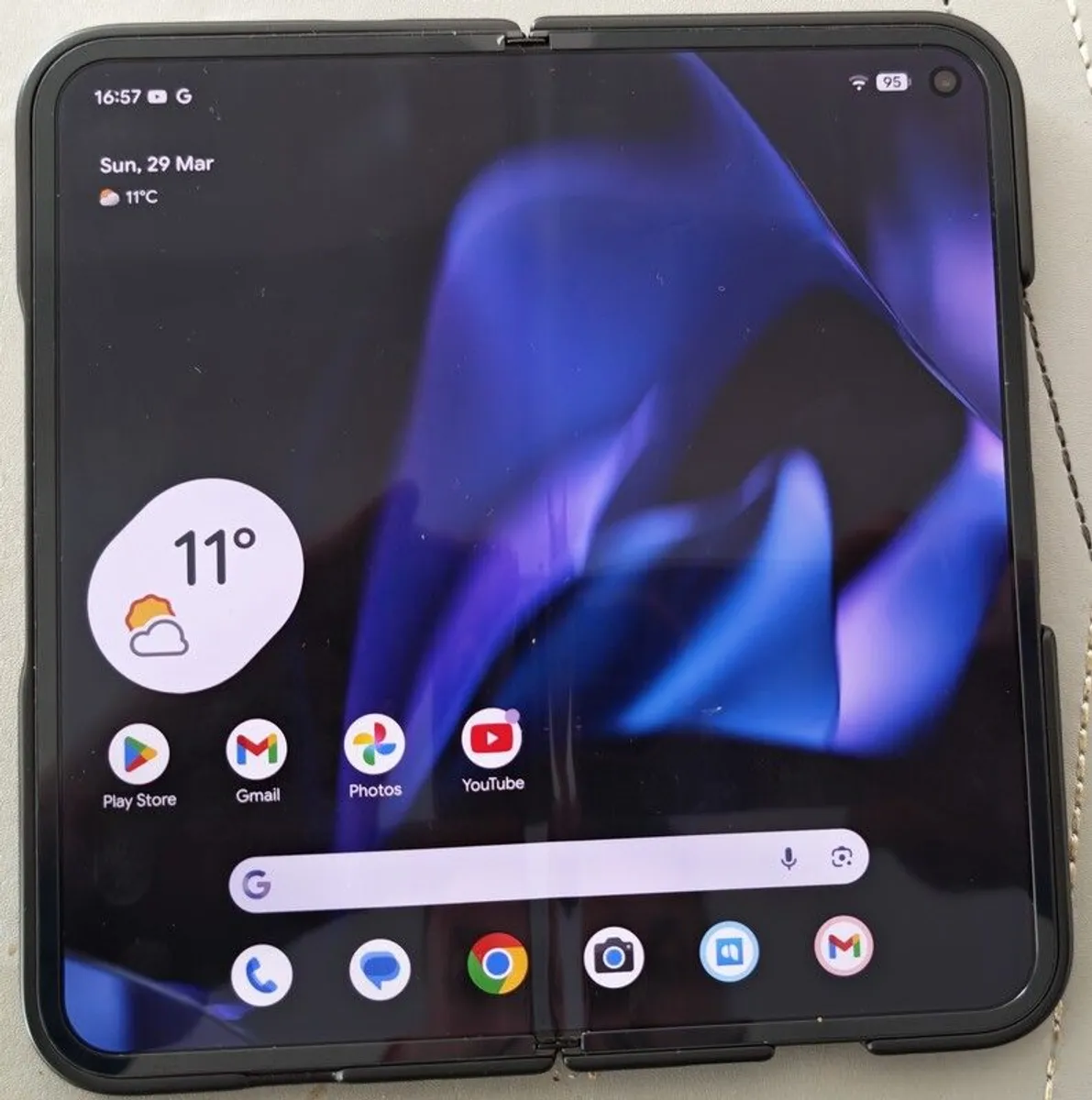 Google Pixel 9 Pro Fold - Excellent Condition - Warranty Until 16/04/2027 - Image 3