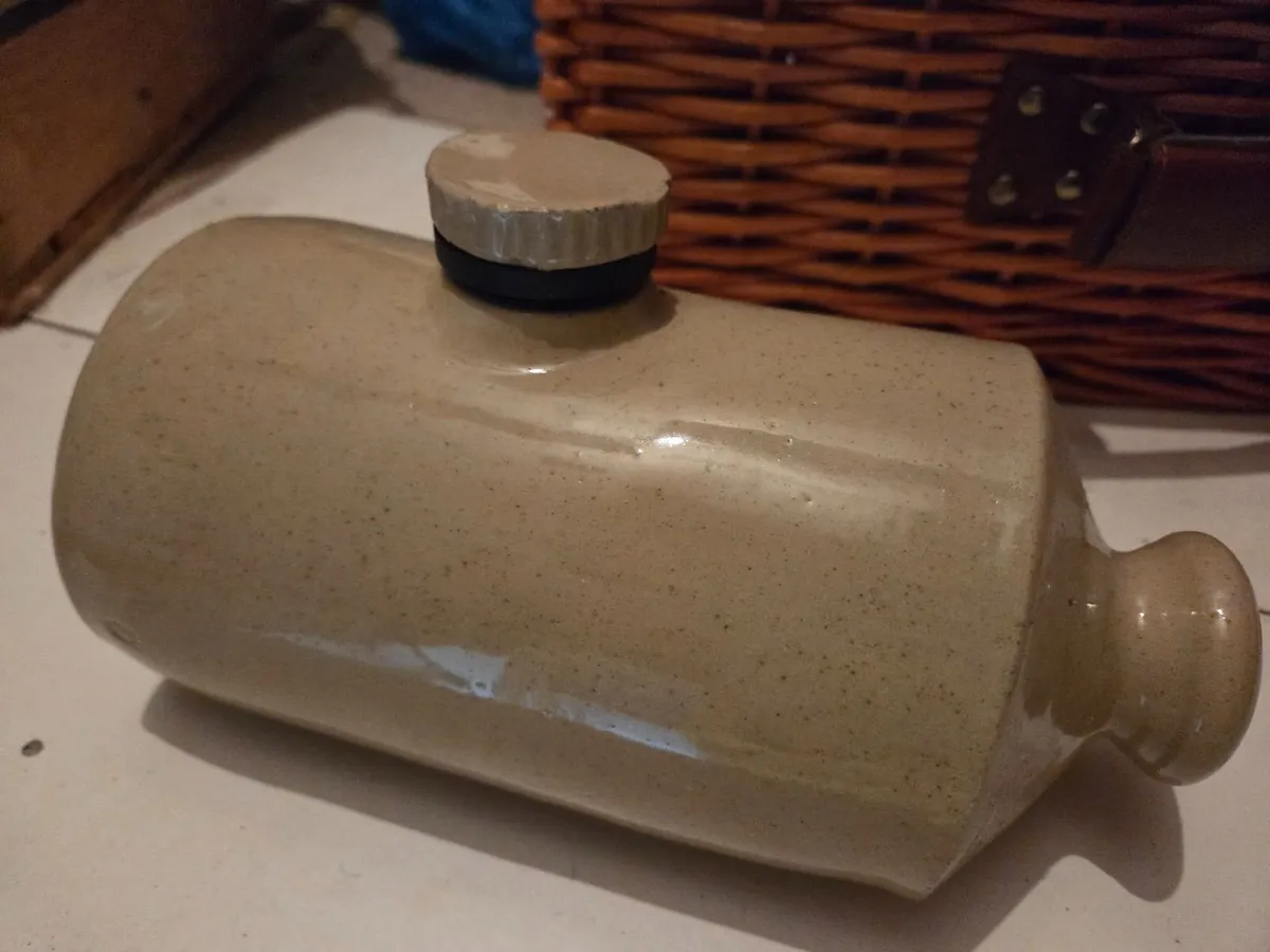 Antique Stoneware Hot water bottle - Image 2