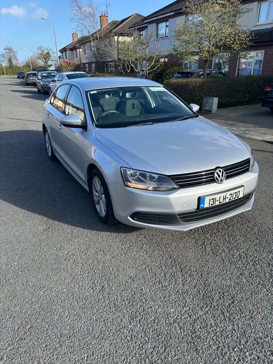 Volkswagen Jetta 2013 - Image 1