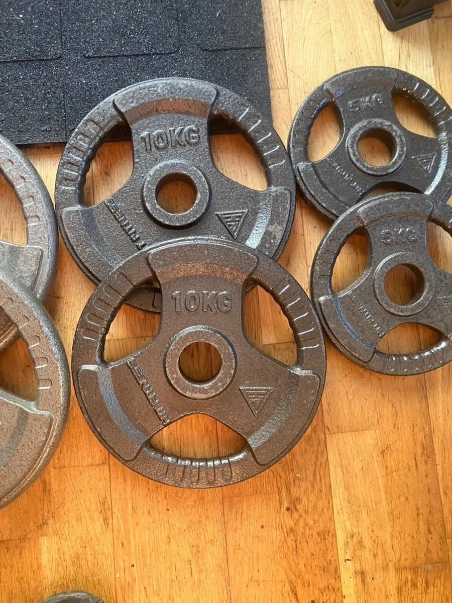 Gym Equipment - Image 4