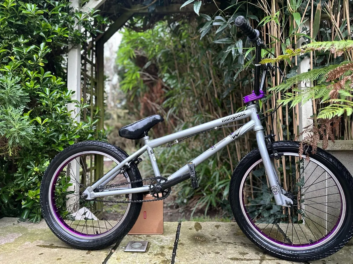 Mongoose purple and grey (good condition) - Image 1