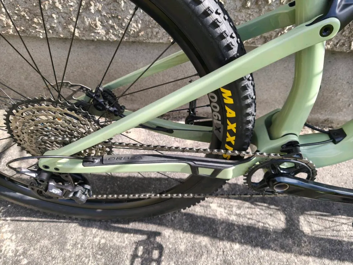 Orbea OIZ M30 carbon Fox full sus. - Image 3
