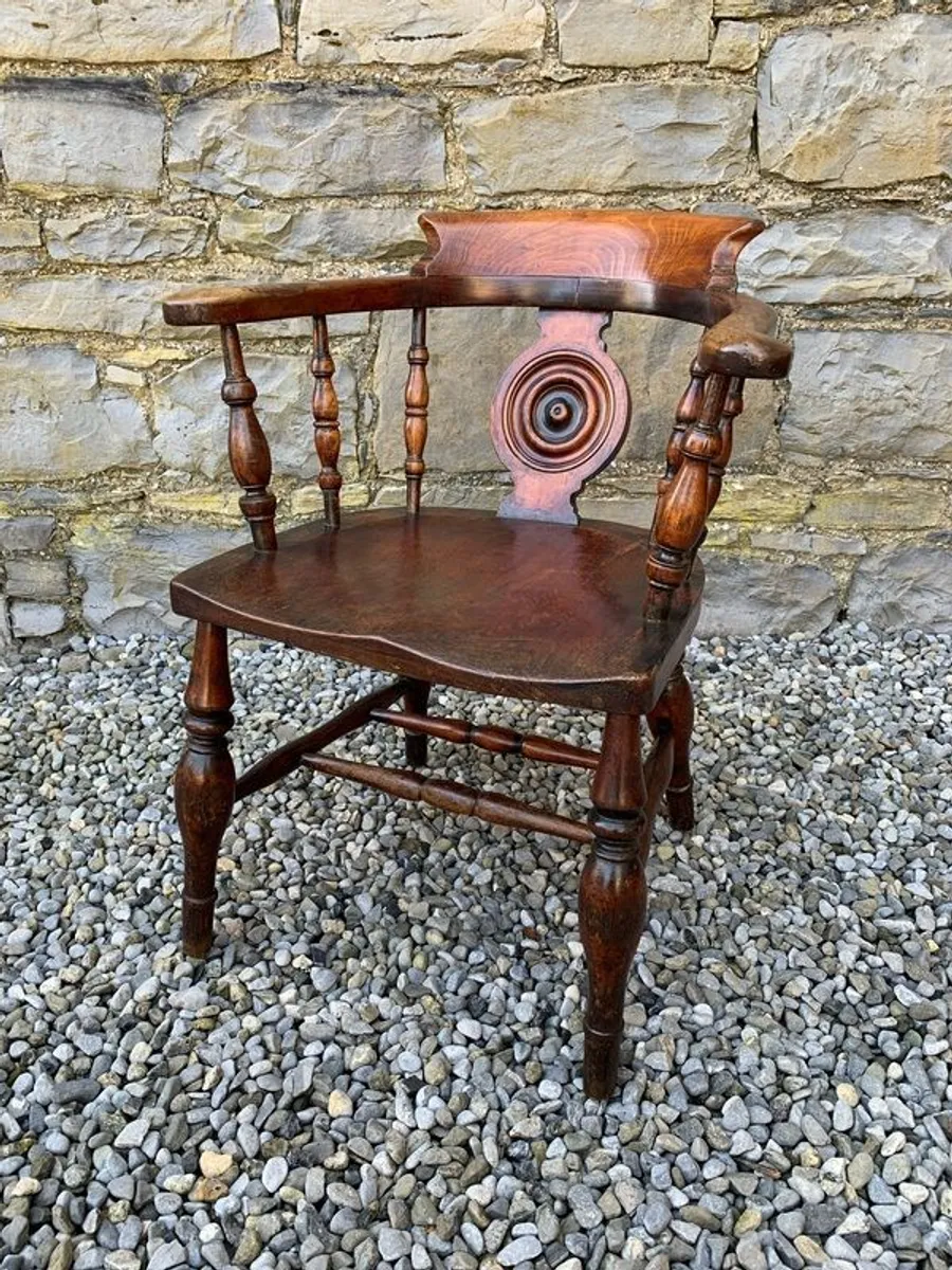 Victorian Elm & Beech Windsor Armchair. - Image 1