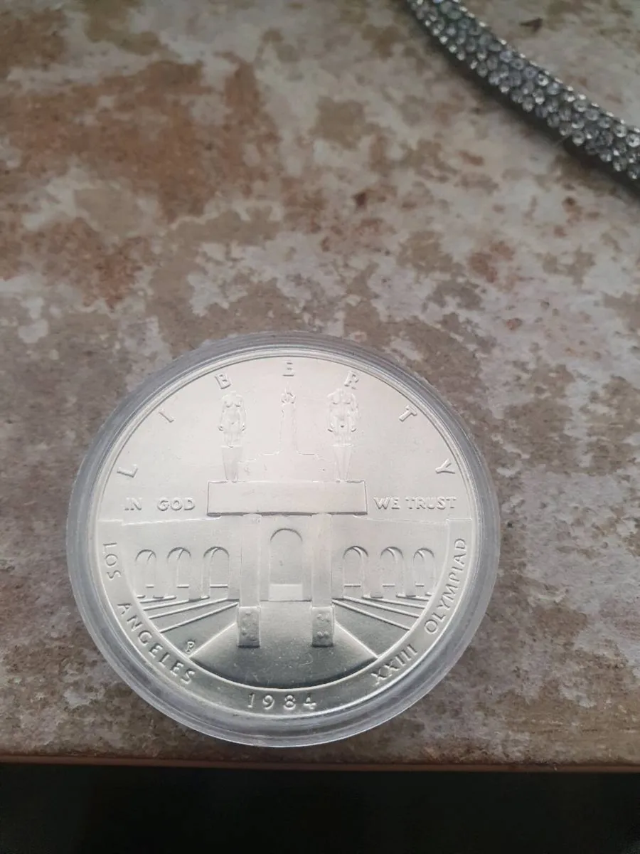 Silver american dollar - Image 2