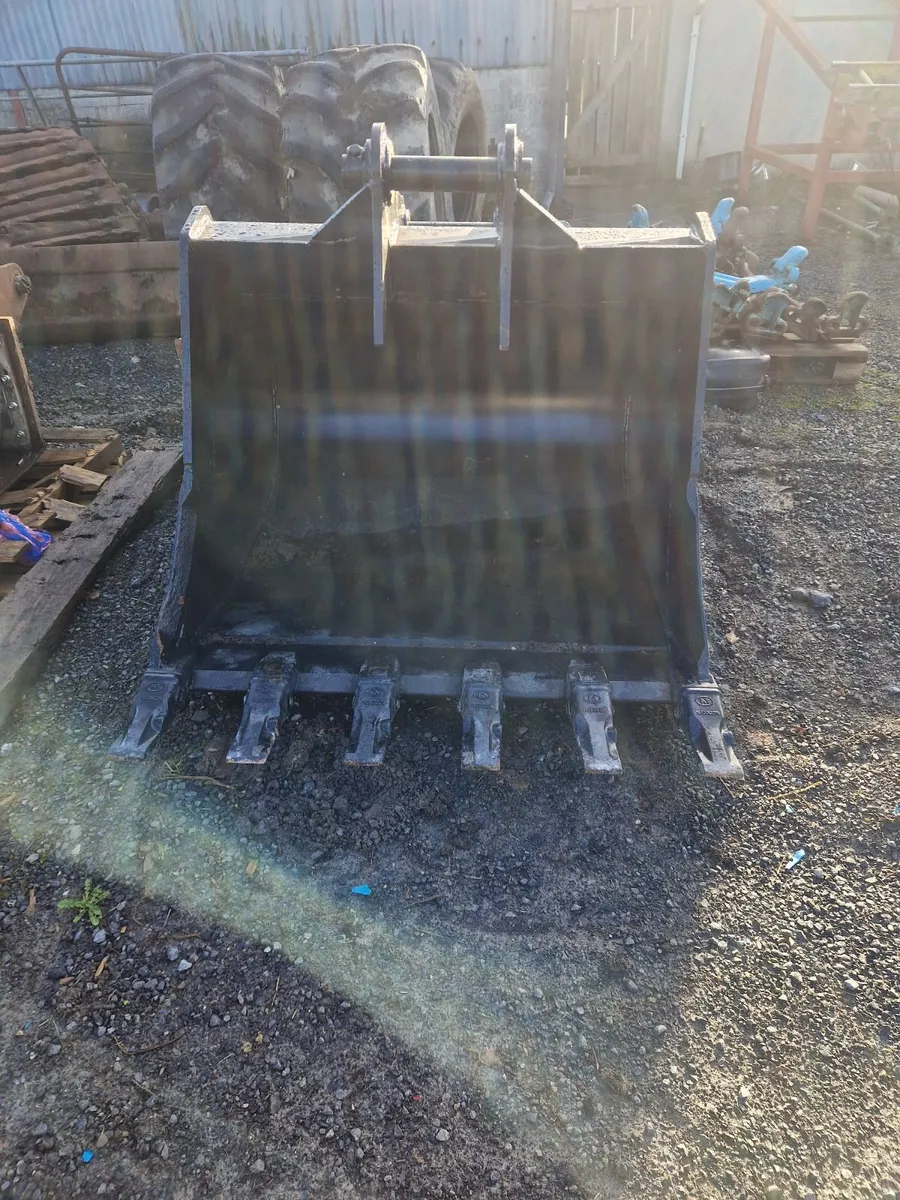 Digging Bucket - Image 1