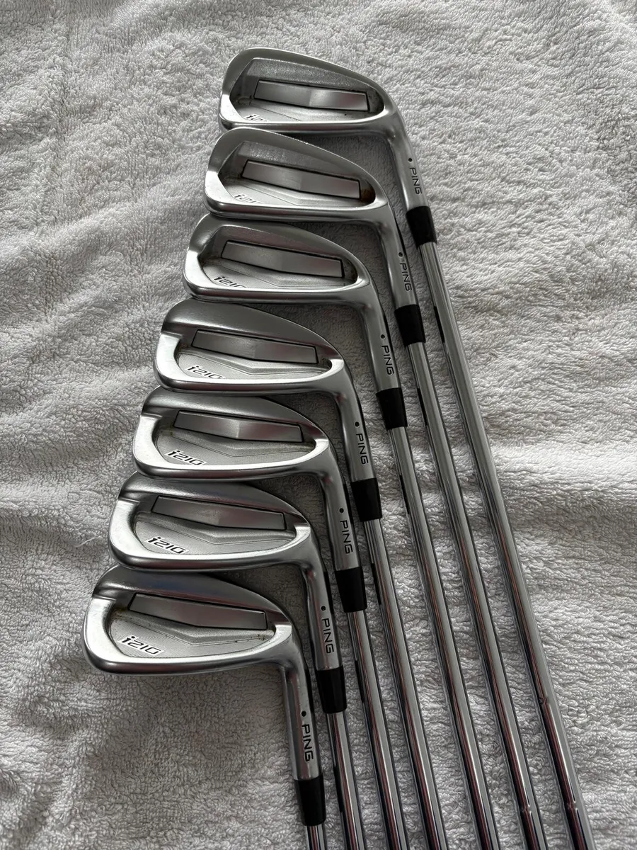 Ping i210 irons - Image 1