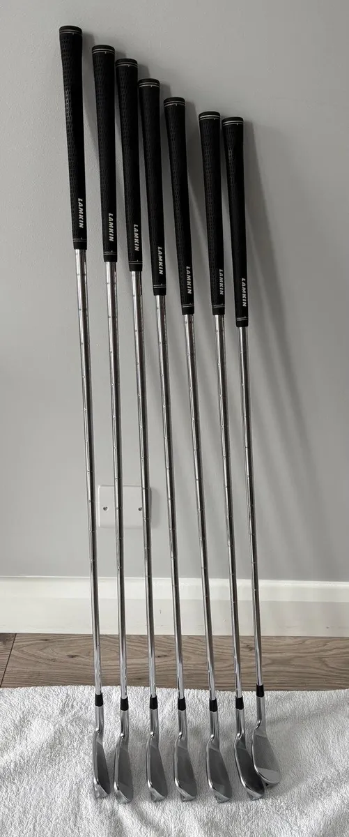 Ping i210 irons - Image 3