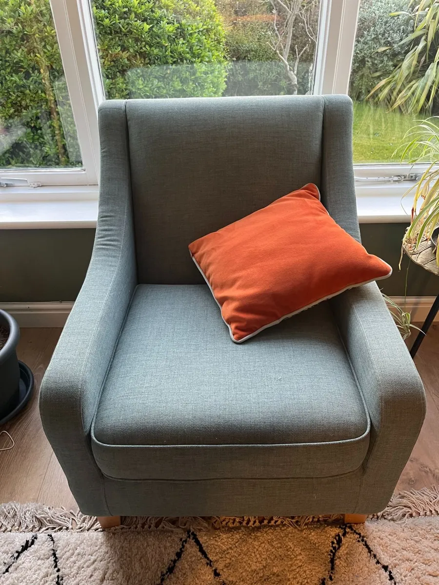 Couch and Chairs - Image 4