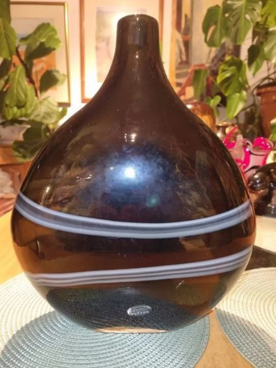 Mid-Century Modern Murano Glass Decorative Vase - Image 1