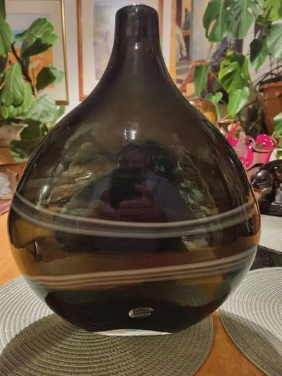 Mid-Century Modern Murano Glass Decorative Vase - Image 2