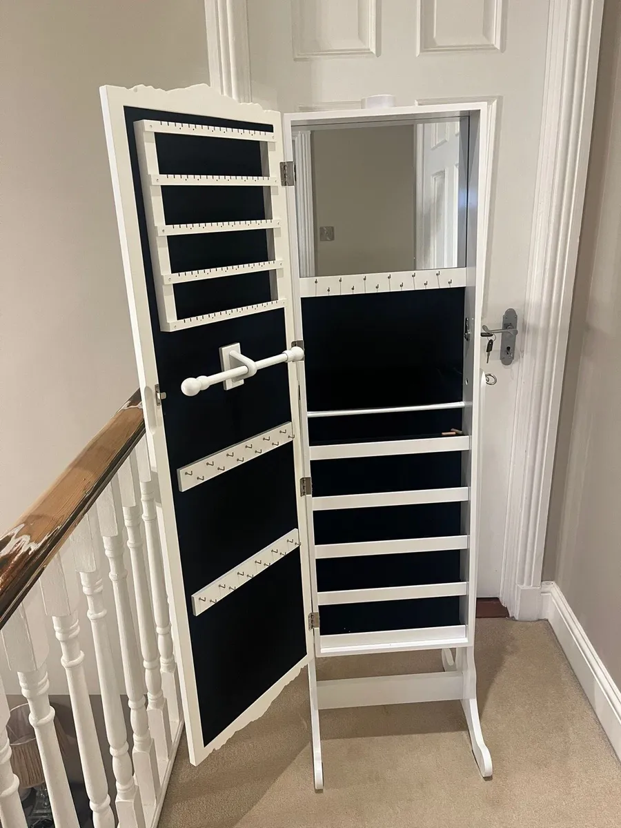 Full length mirror with jewlery storage - Image 2