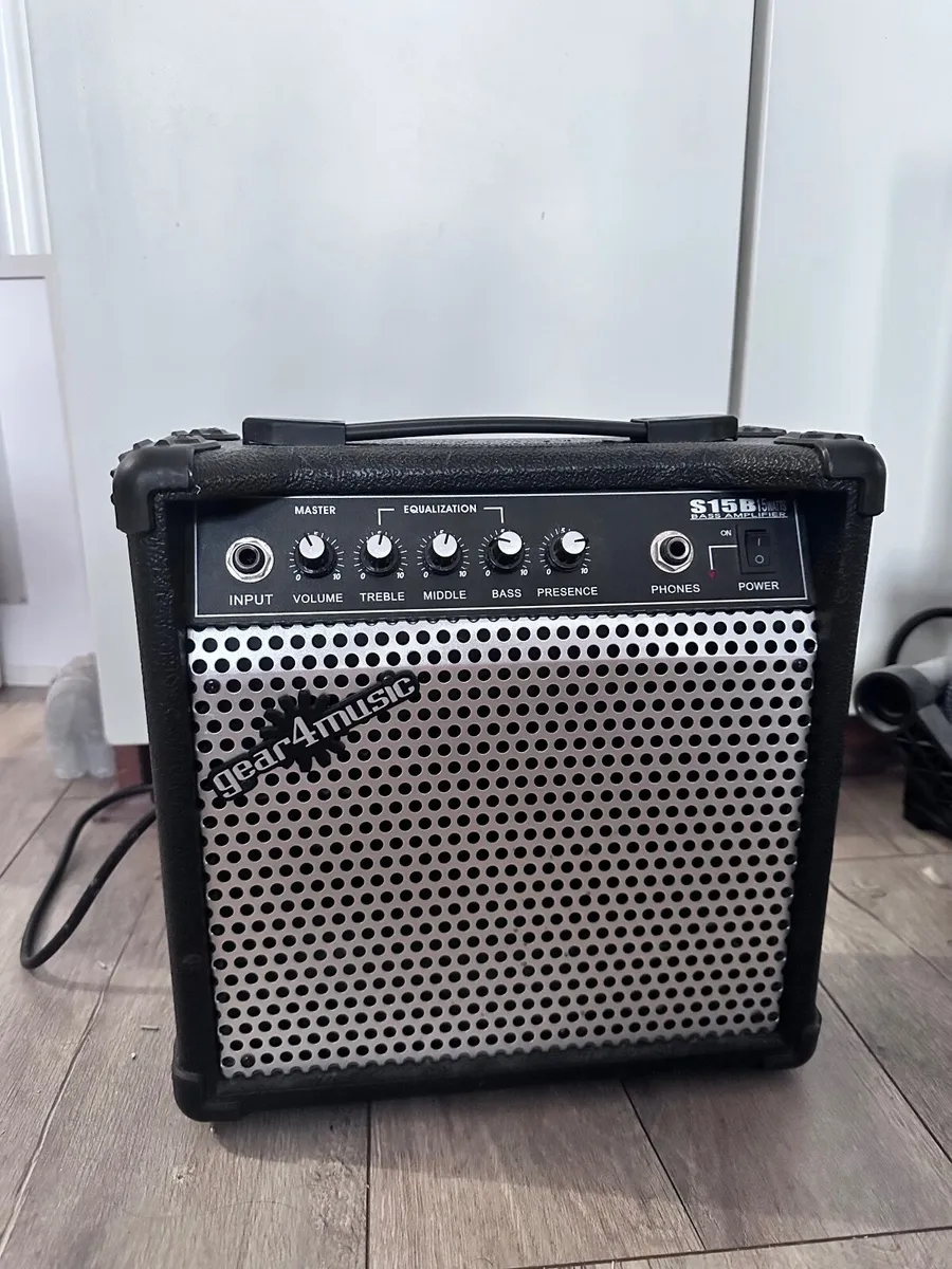 Guitar amp